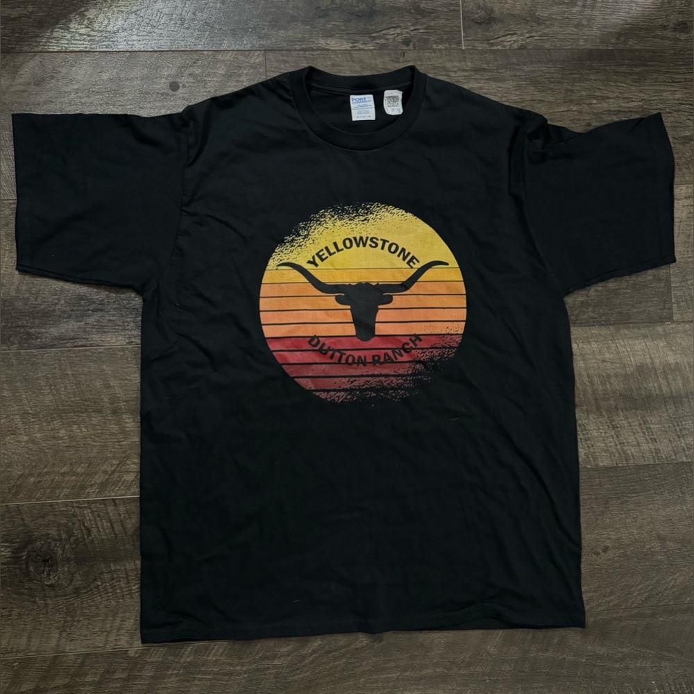 Men’s Yellowstone T shirt XL